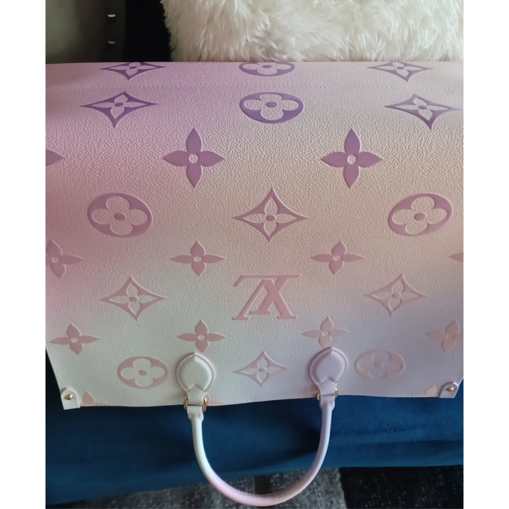 Authentic Louis Vuitton Handbag - Picture 5 of 9
